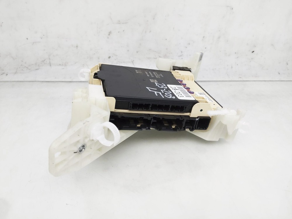 2020-2023 Toyota Highlander Multi Plex Network Computer Module Unit 82730-0Eb10