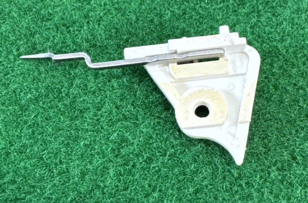 Singer Model 14SH764 Sewing Machine Intertek Replacement Part Piece