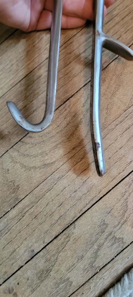 Reynolds equine lower cap extractors