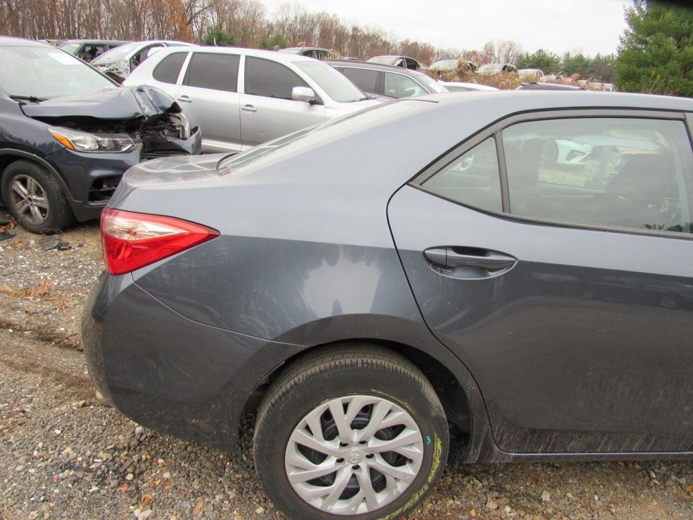 COROLLA 2018 Glove Box 1006024