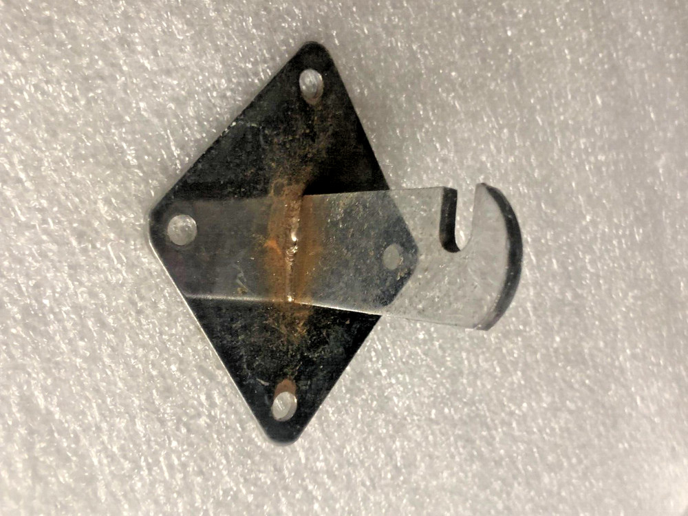 GRIDRACK WALL MOUNT BRACKET CHROME 2" MOUNT LENGTH QTY 12 EXCELLENT CONDITION