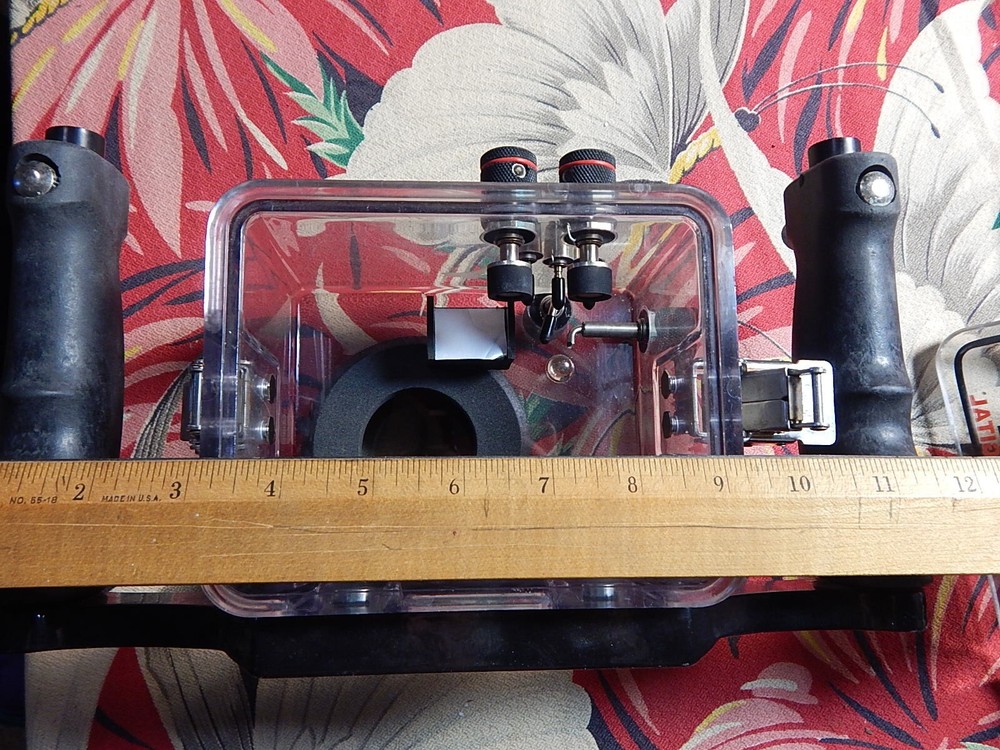 IKELITE Digital Underwater Camera Housing