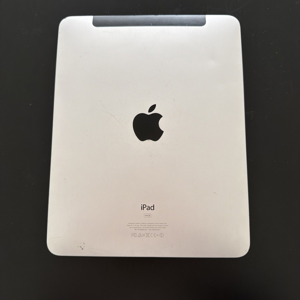 Apple iPad First Generation 64GB Silver (Read Description)