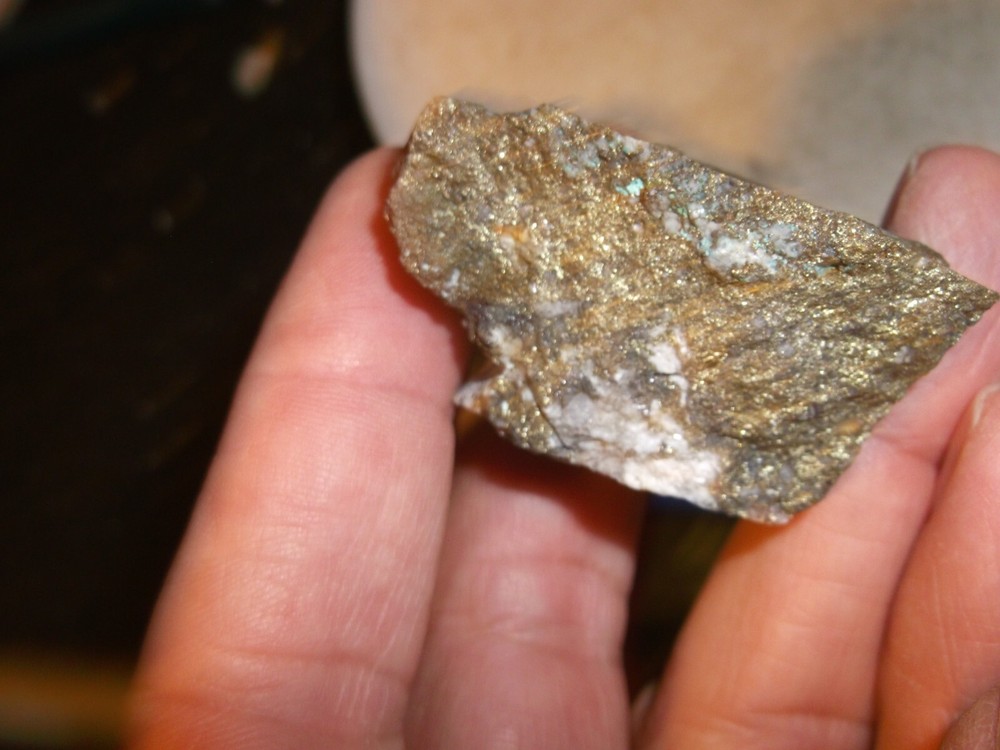 Gold, silver, copper, 69 grams samples ,ore high grade .