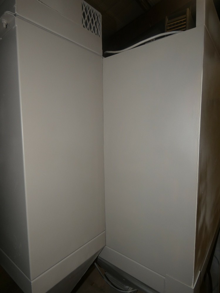 N-200 PRODUCTION SIPHON Sand Blasting Cabinet