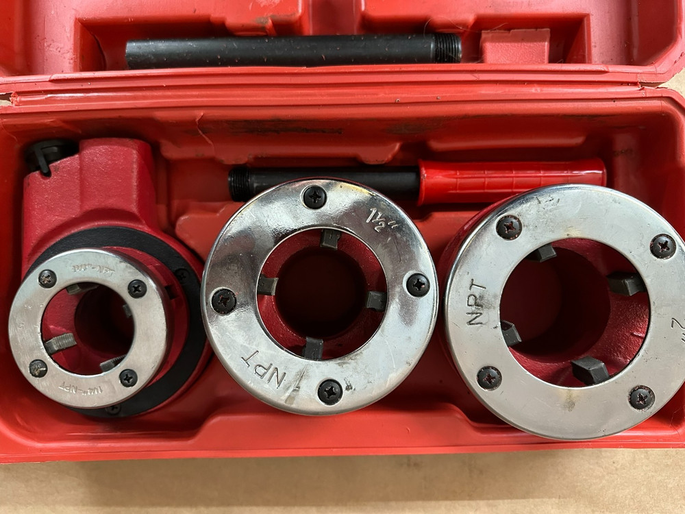 Ratchet Pipe Threader Kit Ratcheting Pipe Threading Tool Set