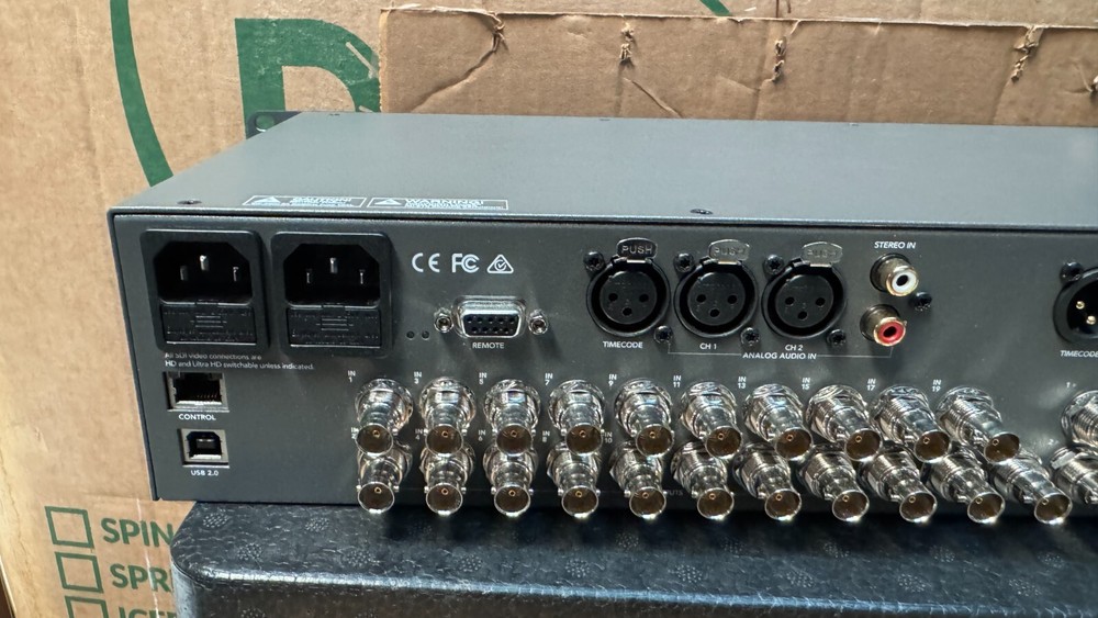 Blackmagic Design ATEM 4 M/E Broadcast Studio 4K