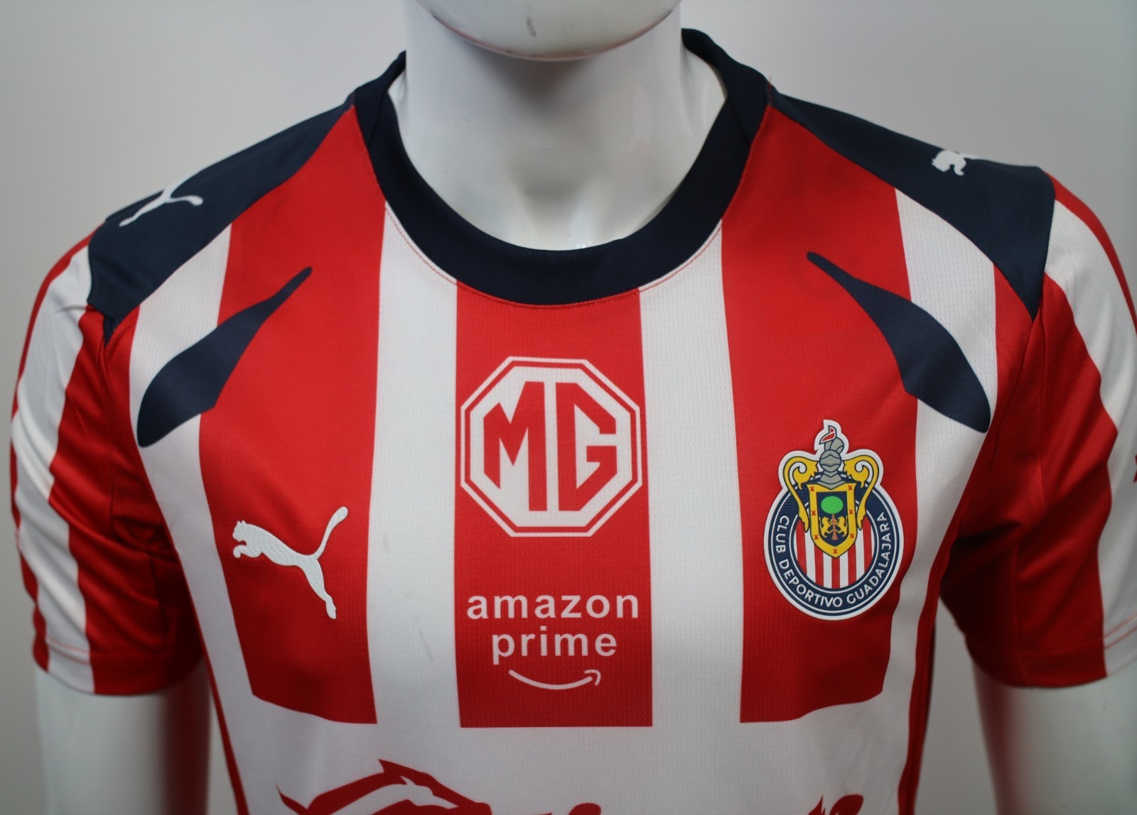CHIVAS LOCAL 25/26 CON PARCH LIGA MX (Talla Reducida) slim fit LEER DESCRIPSON