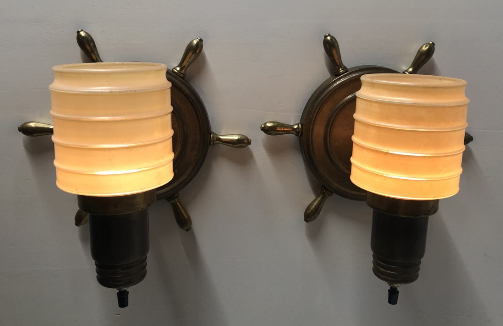 Vtg Nautical Wall Sconce Pair  Ship Wheel Brass Light Fixture Art Wired USA #i30