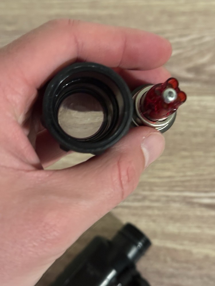 Underwater Kinetics Mini Q40 Compact Black - Tested