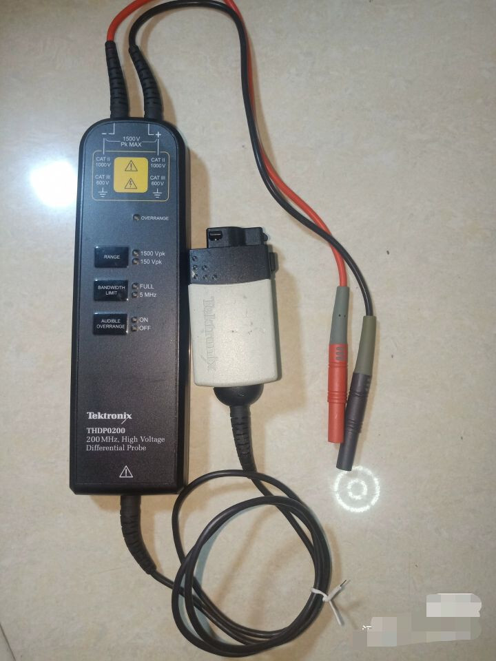 Tektronix THDP0200 200MHZ HIGH Voltage differential probe