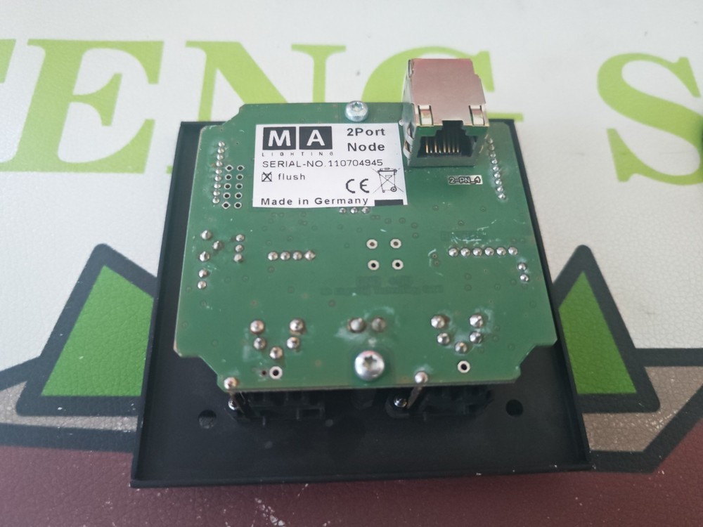 MA 2PORT NODE Flush-mounted EU-version, 2x DMX out Test OK