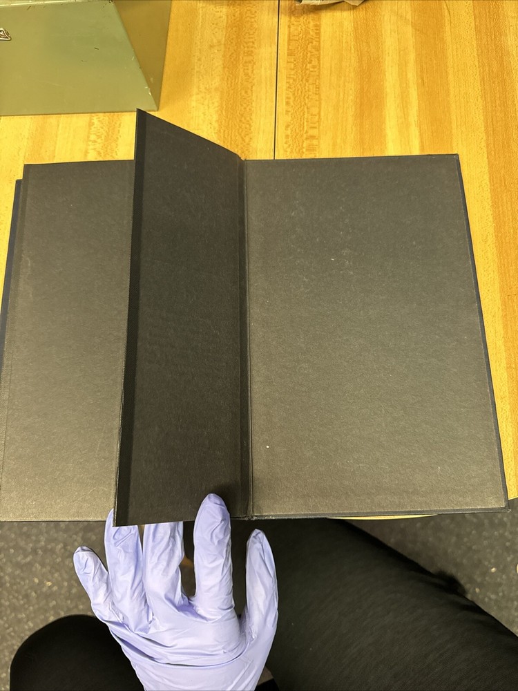 Pseudo-Isochromatic Plates for Testing Color Perception - American Optical 1940
