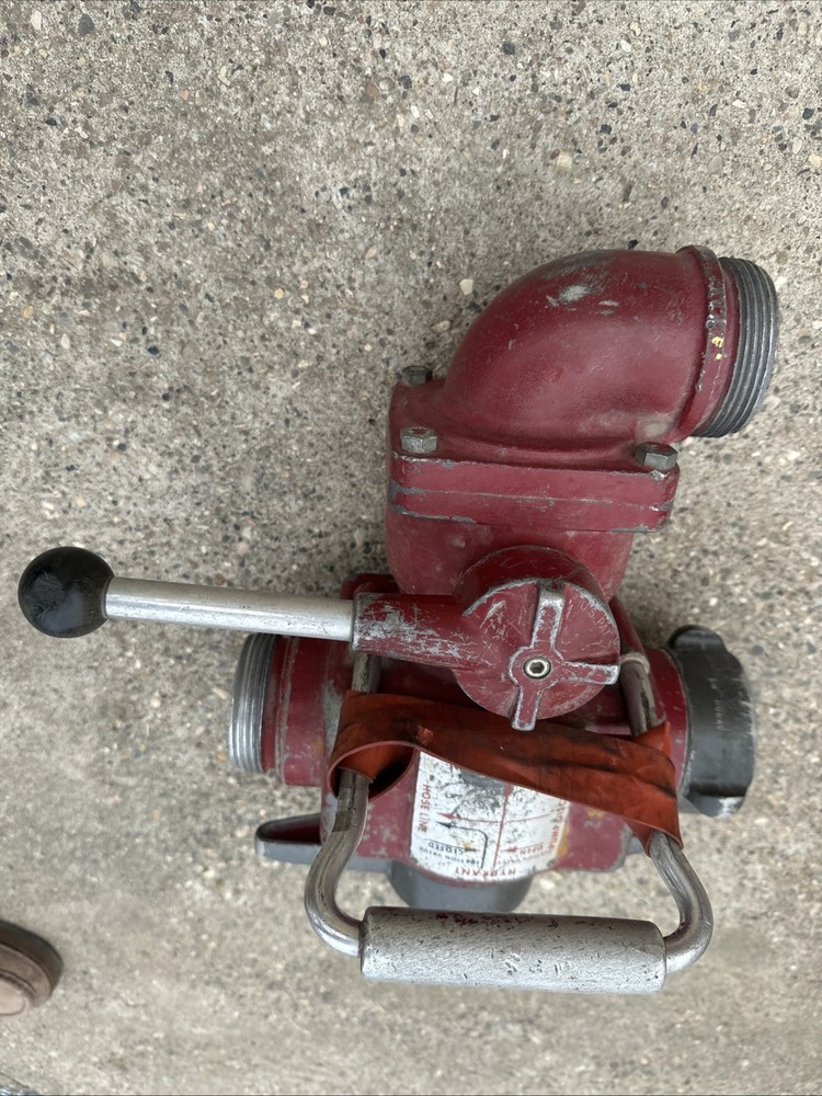 Akron Brass Style 625-A. 4-Way Hydrant Connection