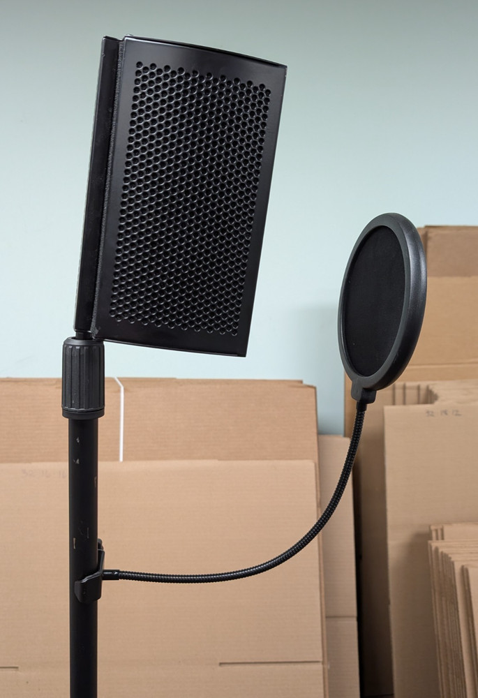 Agptek Upgraded Microphone Studio Recording Bundle