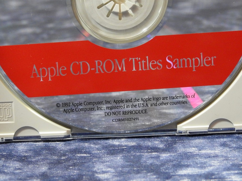 Vintage Apple Computer CD-ROM Titles Sampler 1992