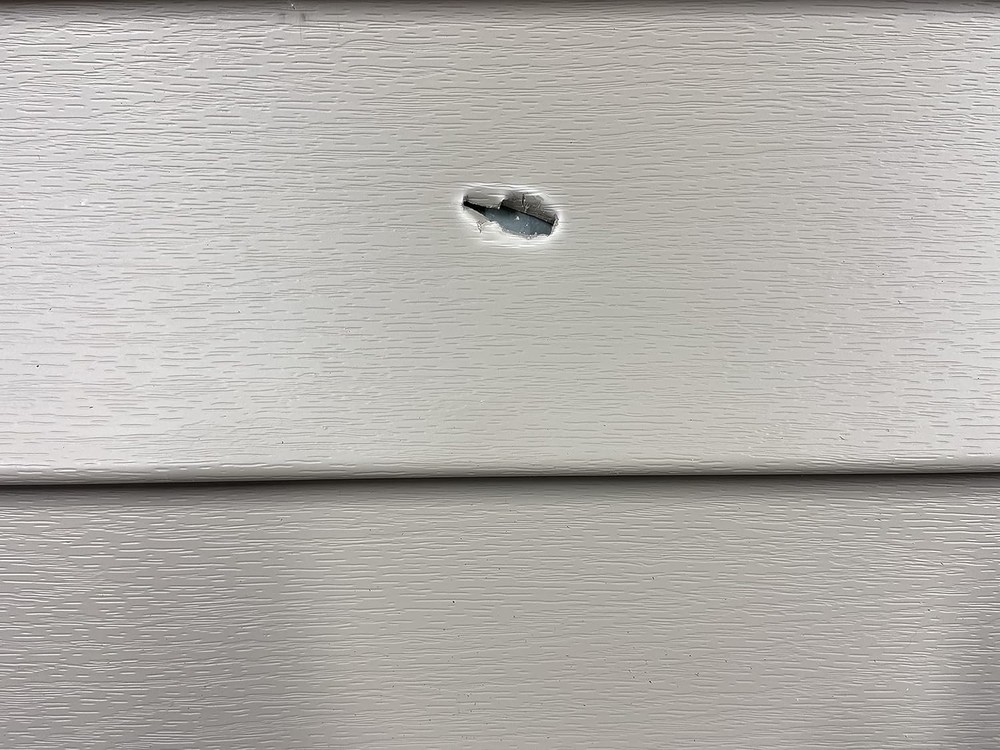 Made Vinyl Siding Repair Patch Kit 8, 5"x 7"