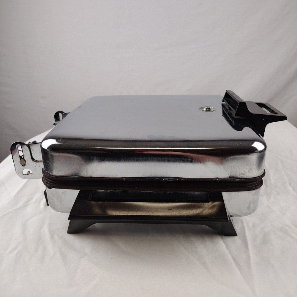 Toastmaster 269 Waffle Maker Griddle Reversible Plates Chrome