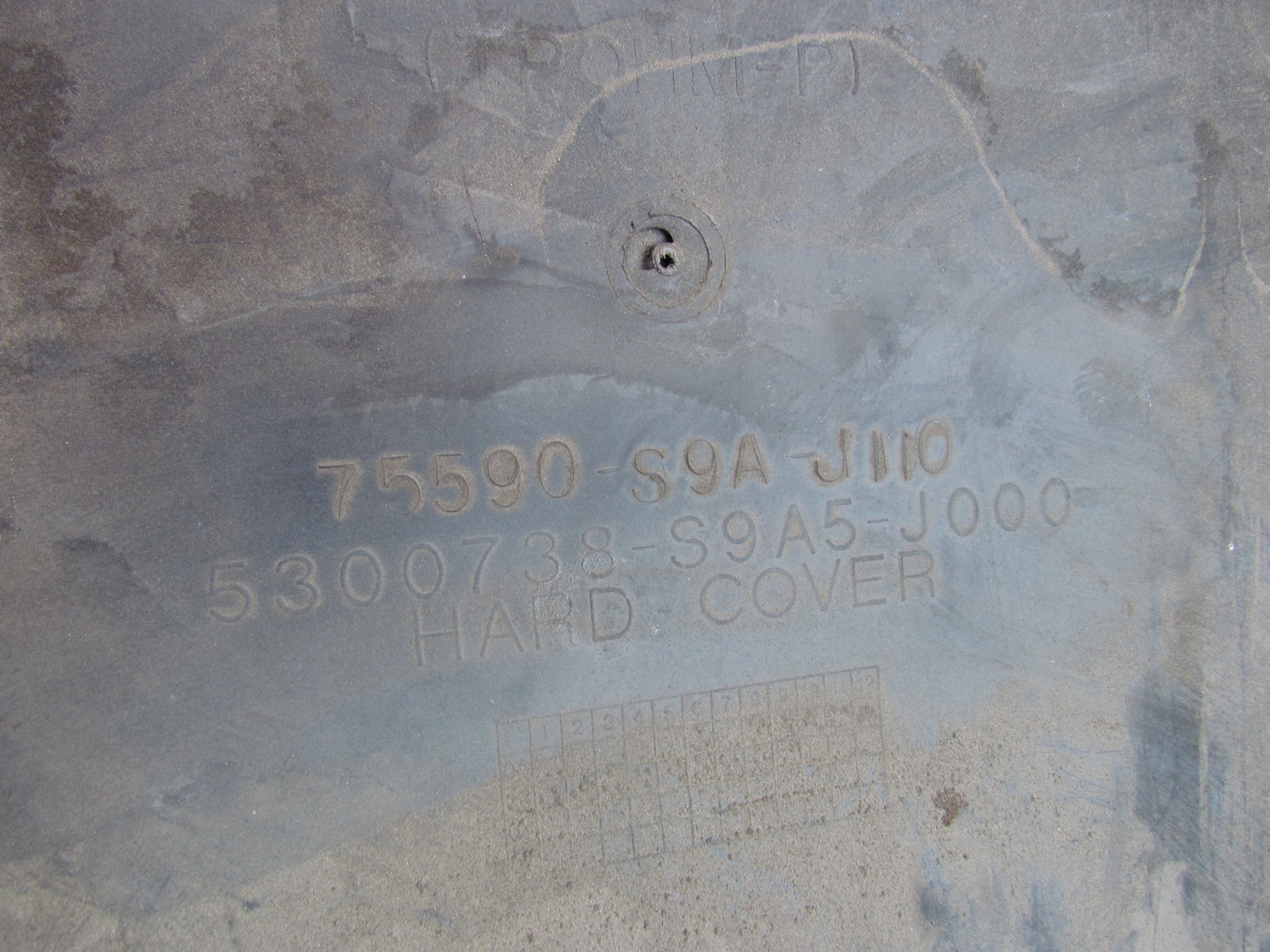 2005 - 2006 Honda CRV Hard Spare Tire Cover 75590-S9A-J110 White