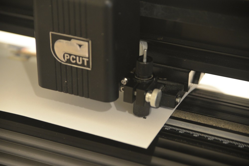 CONTOUR CUTTING DEVICE / LASER ALIGNMENT TOOL FOR VINYL CUTTER