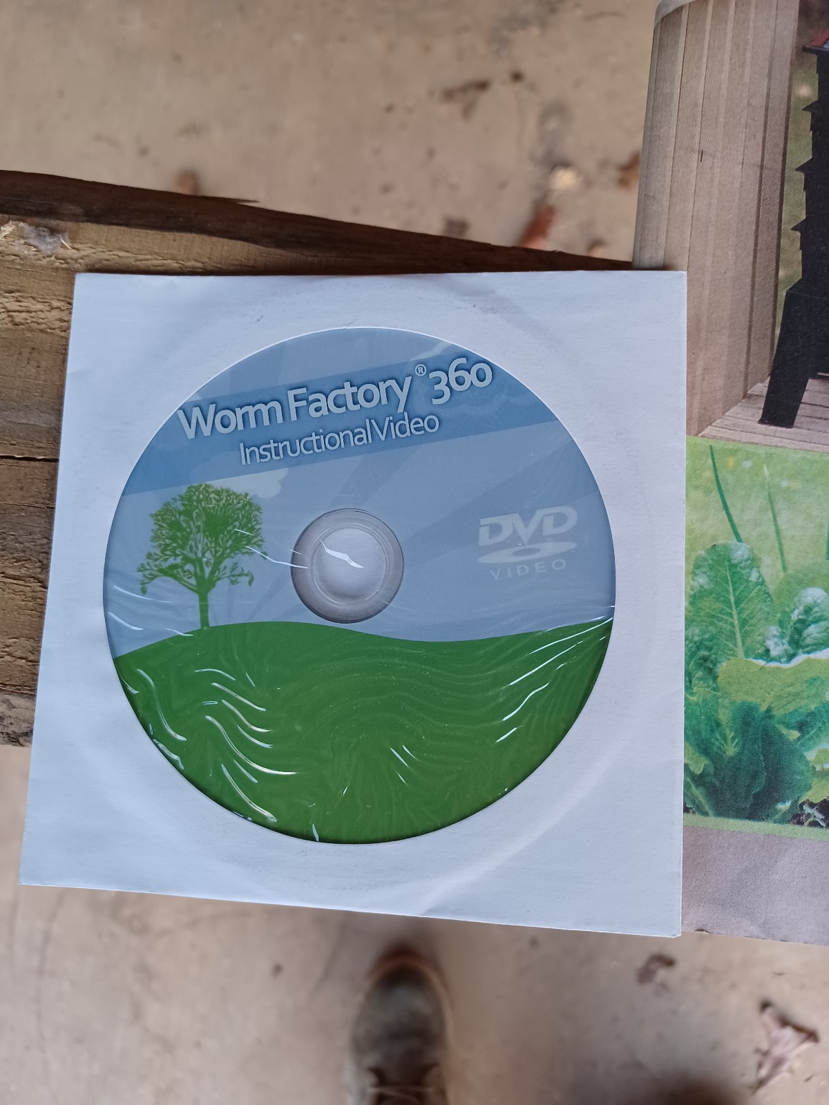 !!!! WORM FACTORY 360 UPWARD COMPOSTERS 2 OF THEM !!!!!