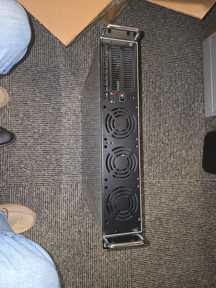 1U Rackmount Server Chassis R7230