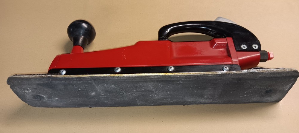 CENTRAL PNEUMATIC STRAIGHT LINE SANDER #280