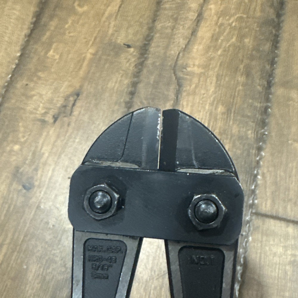 Crescent CT24HLC 24 In. High Leverage Compound Bolt Cutter - Quantity 1