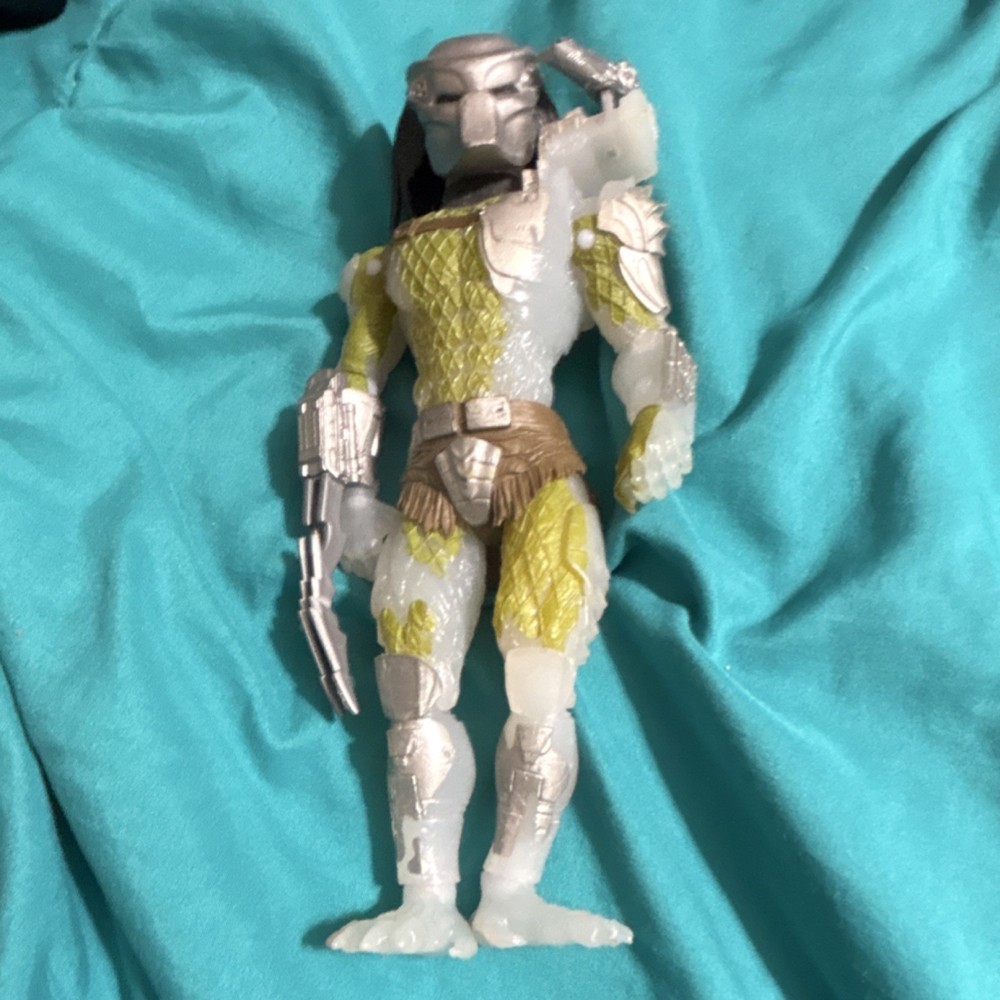 Predator Action Figure Yellow and Silver Armor
