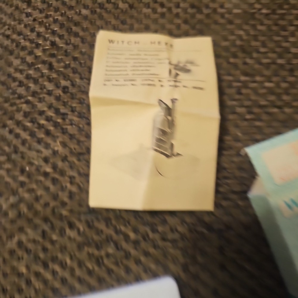 Vintage Witch Automatic Needle Threader w/ lnstructions & Original Box Germany