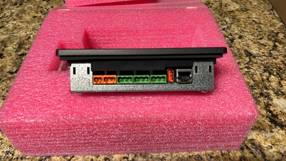 New CEPL131228-01-R HVAC Controller