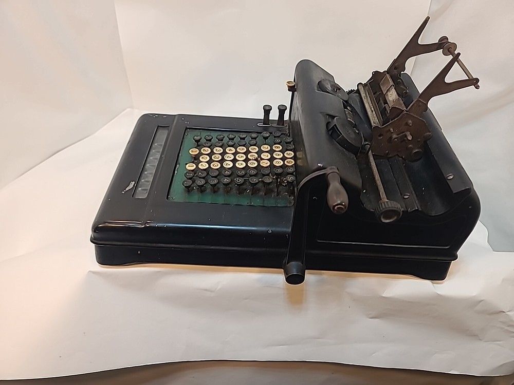 Vintage BURROUGHS ADDING MACHINE CALCULATOR HAND CRANK. No key - Untested - Rare
