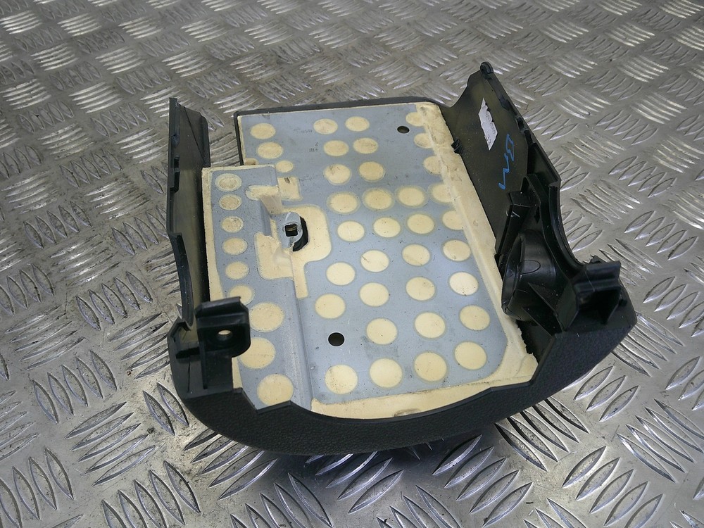 VOLKSWAGEN SCIROCCO STEERING COWLING (LOWER) 2008-2019