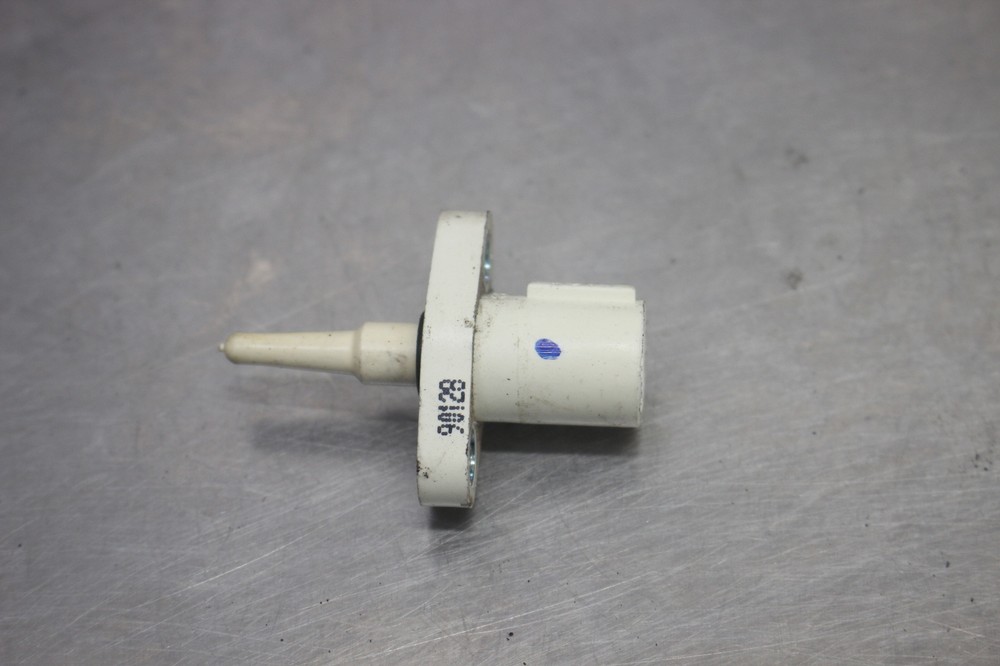 09-12 Honda CBR 600RR Air Temperature Temp Sensor