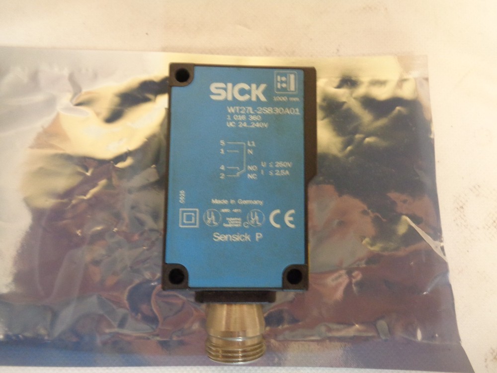 SICK WT27L-2S830A01 PROXIMITY SENSOR