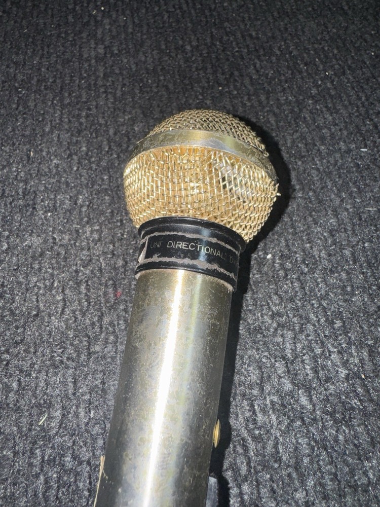 Olson dynamic microphone. M327 For Parts Repairs