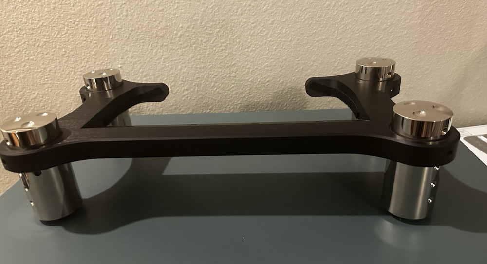 Chord Electronics Choral Ensemble Stand Size Medium DAVE Chord Stand--Stand only