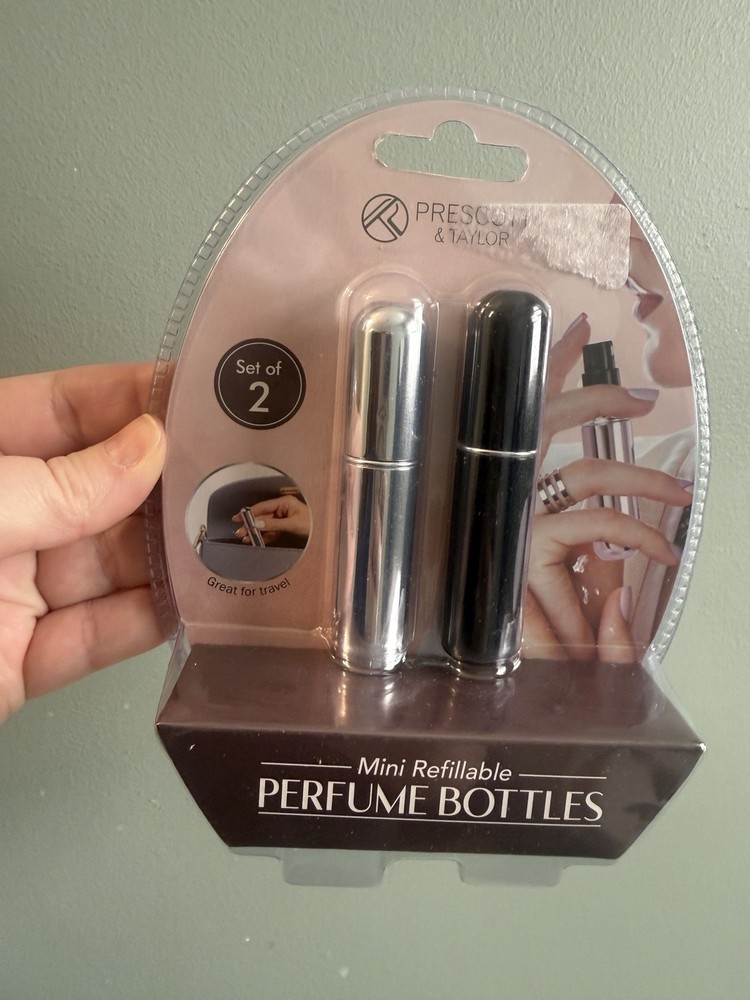 Set of two mini refillable perfume bottles