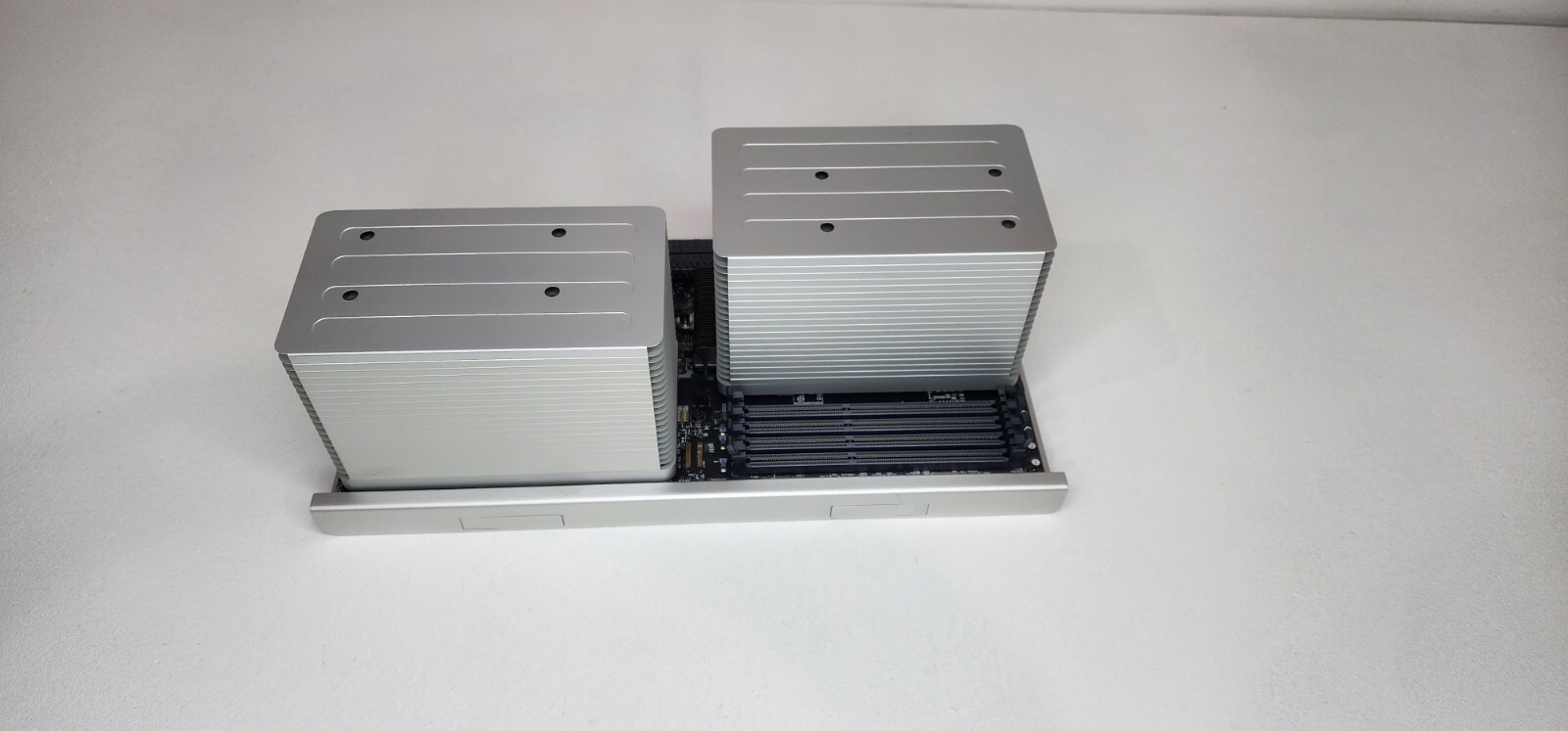 Apple Mac Pro 5,1 2010 2012 CPU Tray Dual Xeon 2.66GHz 6-Cores No Ram 639-0460