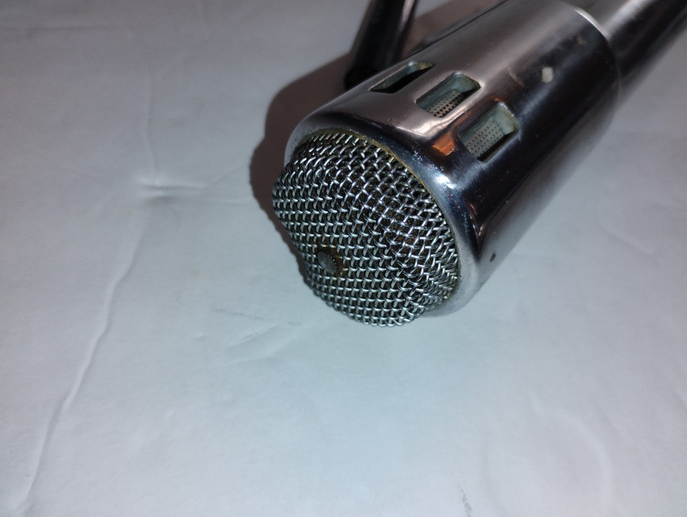 Electro-Voice 644 Dynamic Cardioid Microphone