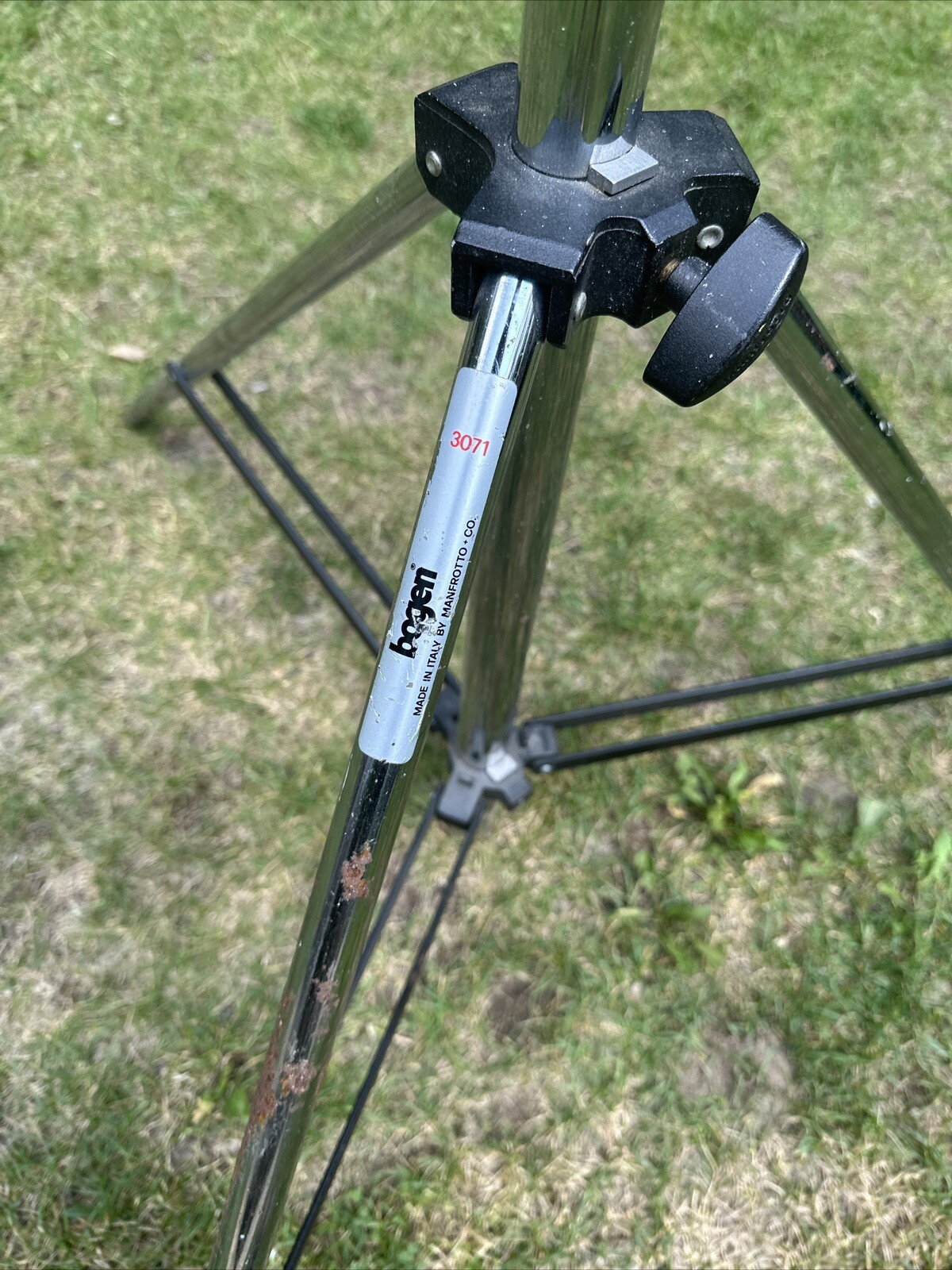 Manfrotto Black Heavy Duty 3071 Stand W/ Matthews 54 Boom 45.5”- 79.5”