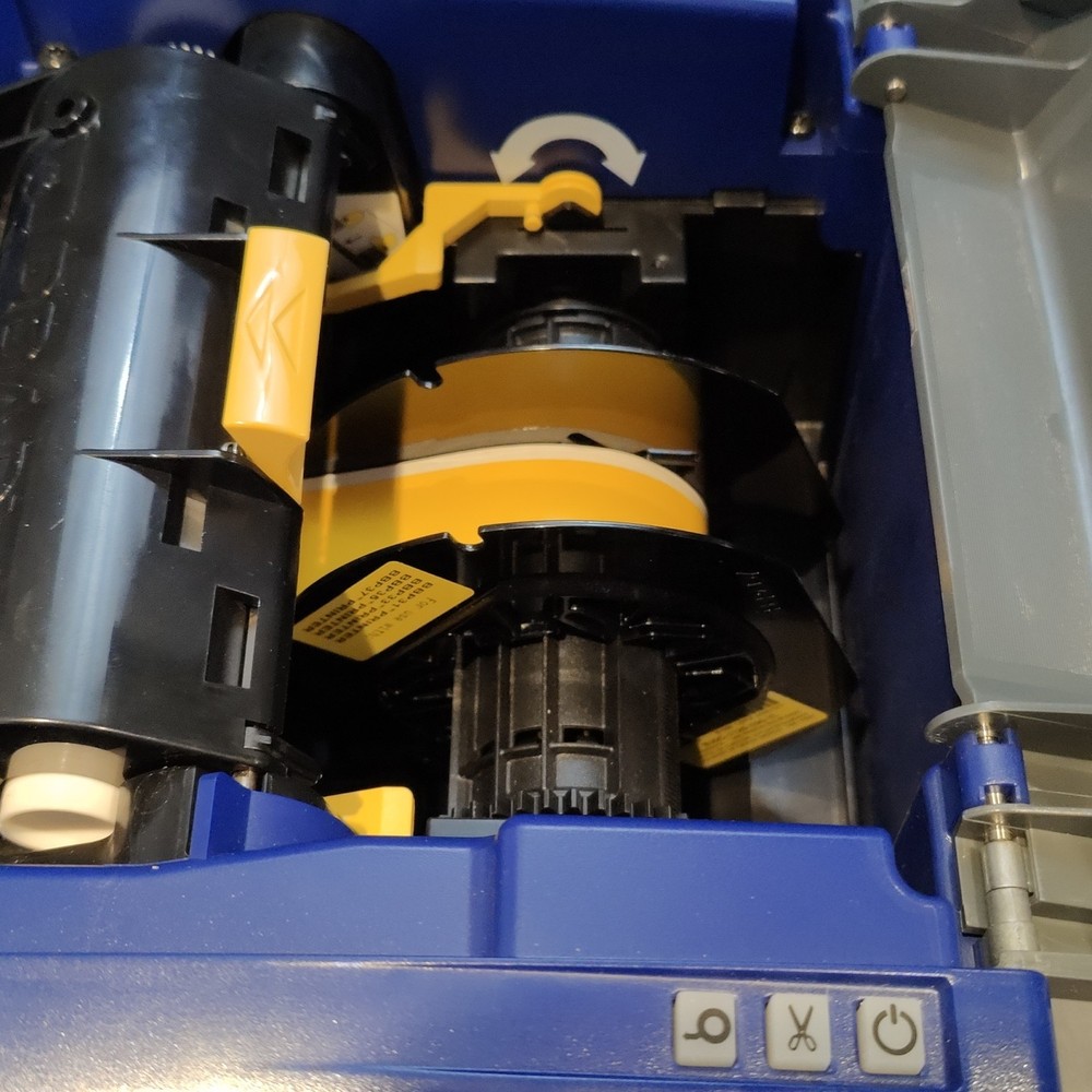 Brady BBP31 Sign and Label Printer