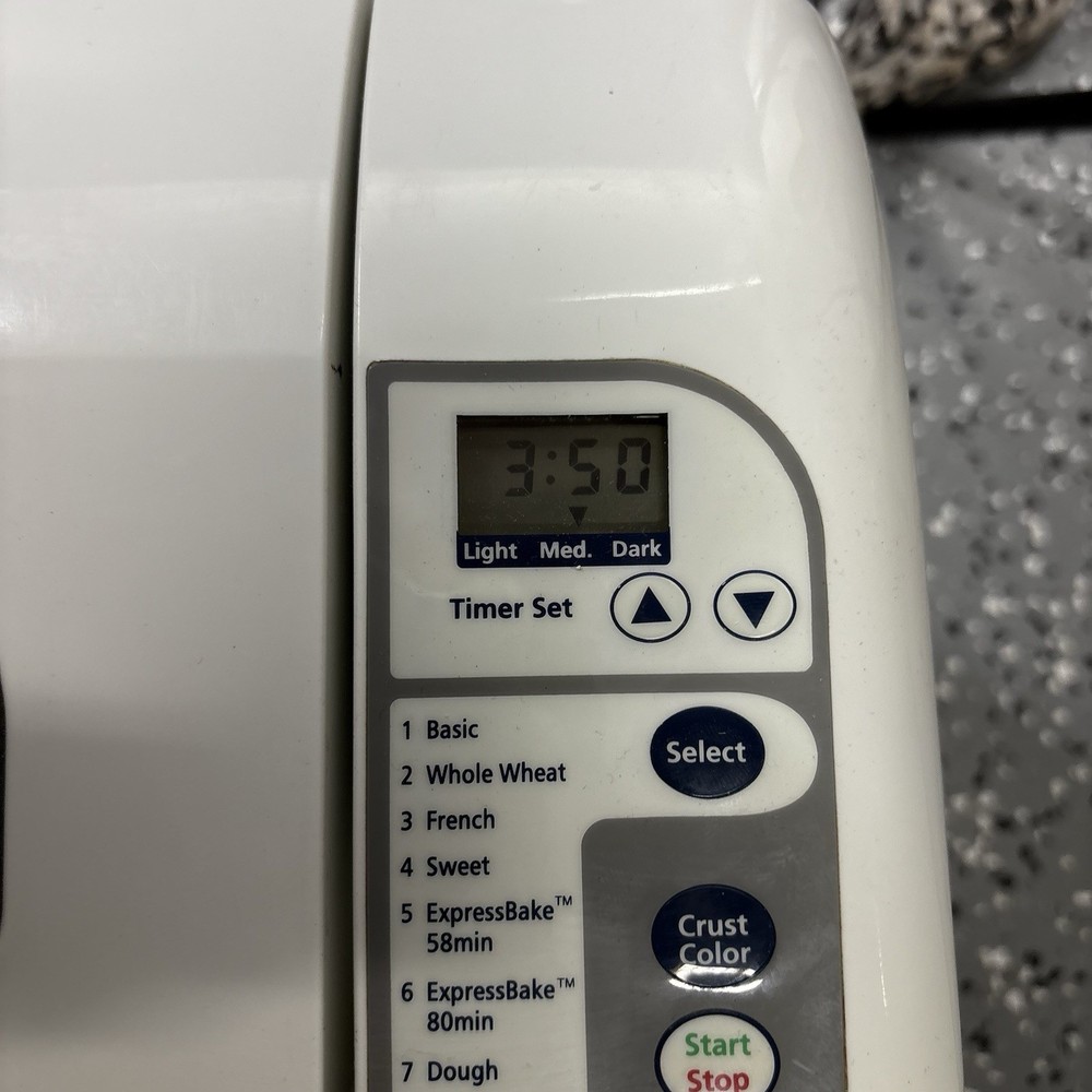 Oster Bread Maker Machine Model 5834 Automatic Dough Bake White Tested