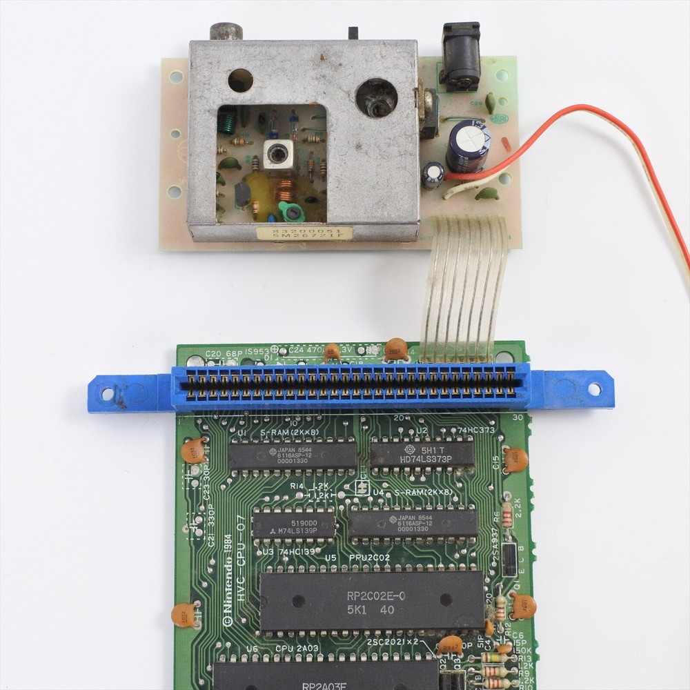 Famicom Family Computer Mother Circuit Board Part Nintendo Ref 1918