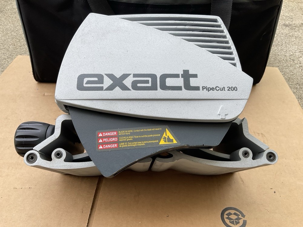 EXACT PIPE CUT 200 COMES WITH MANUAL ,4 PIPE CUT ROLLERS & CASE