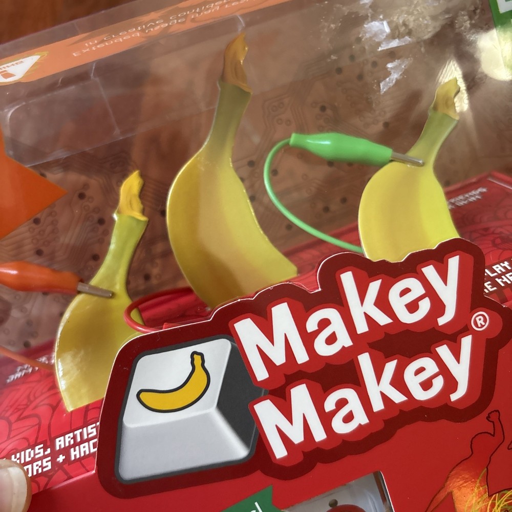 NEW Makey Makey Circuit Board Science/ Invention Kit. Coding. Science/stem Fair
