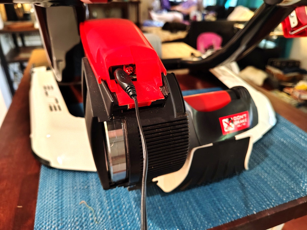 Elite Qubo Mag Trainer Digital Interactive Smart B+ Bluetooth Ant+