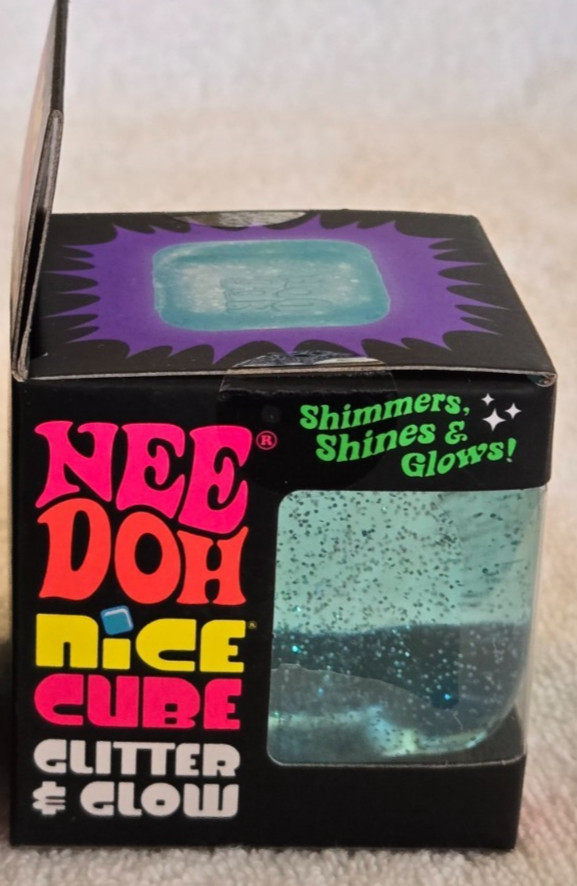 1 New NeeDoh - Nice Cube "Glitter & Glow" 1 available