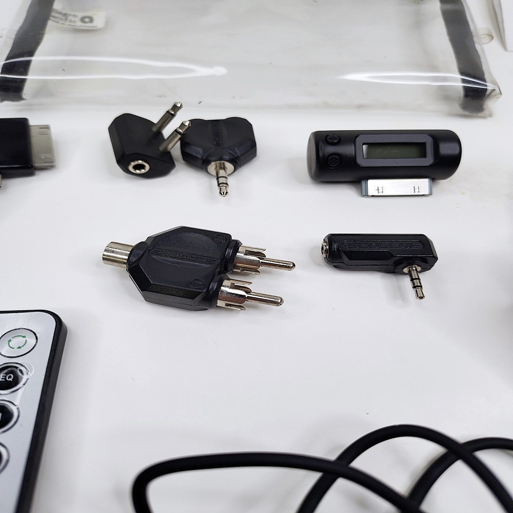 Scosche Universal Digital FM Frequencies Transmitter w/ SD Card Reader Tested