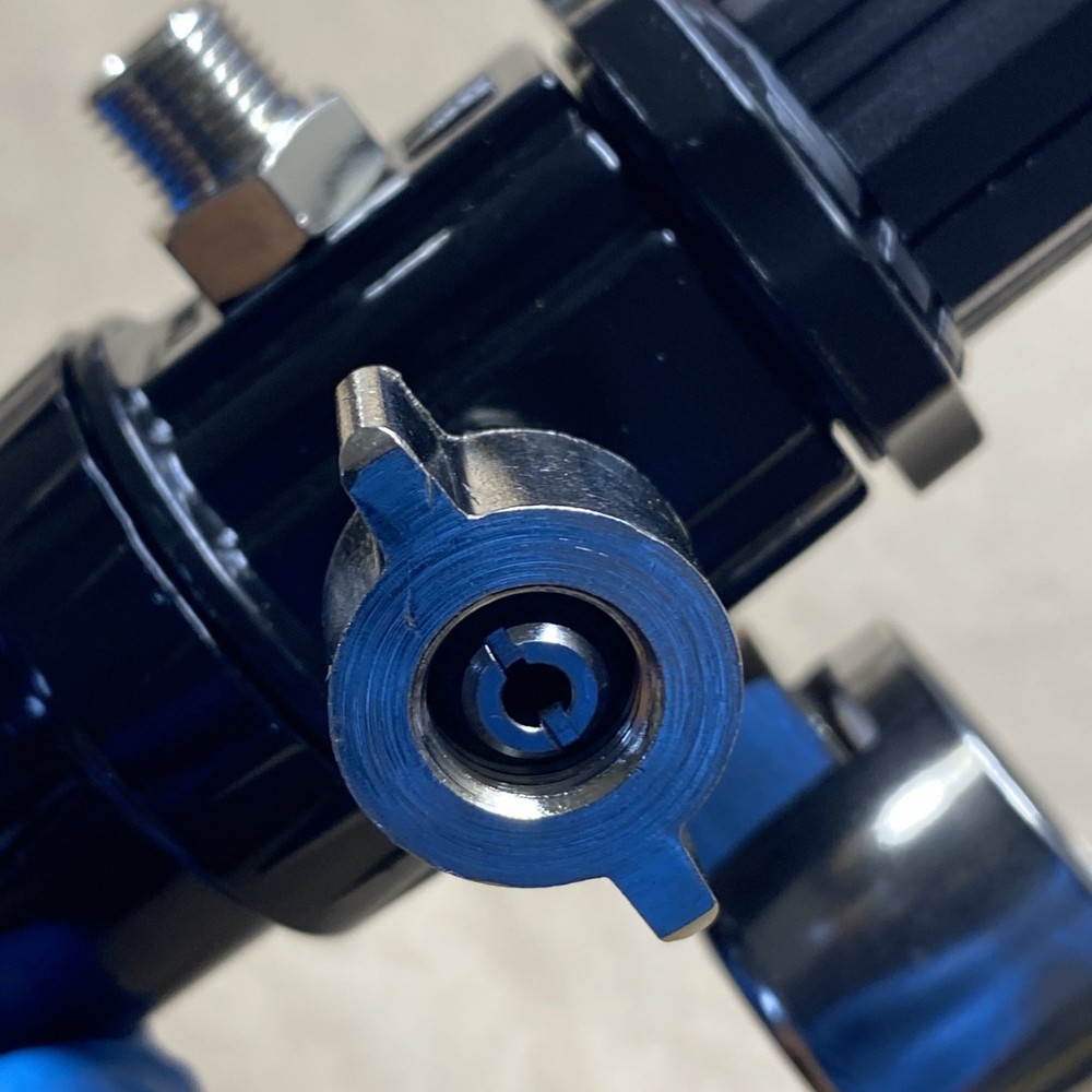 IWATA 100 PSI SPRAY REGULATOR